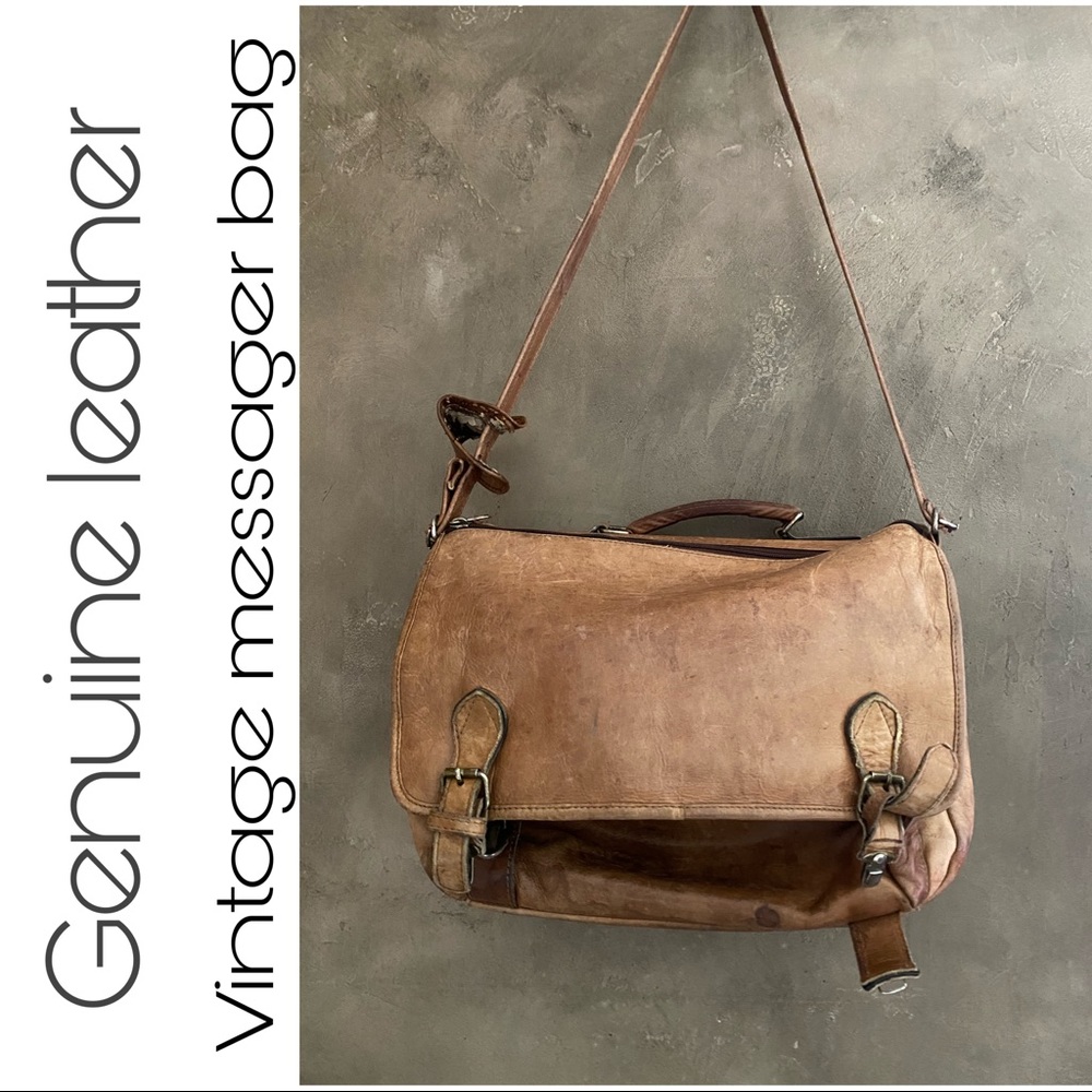 TRULY VINTAGE MESSENGER BAG